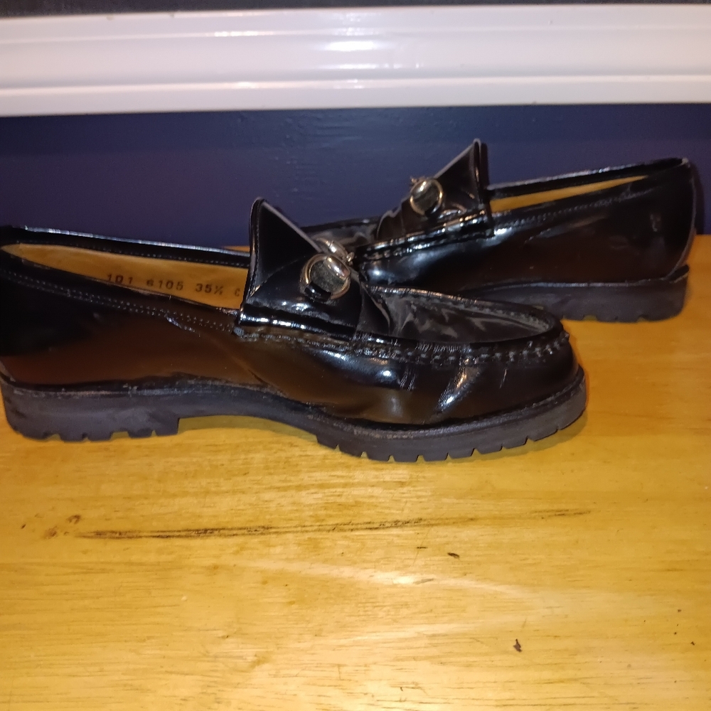 Gucci GG Leather Loafers Size 35 1/2 - Picture 3 of 5